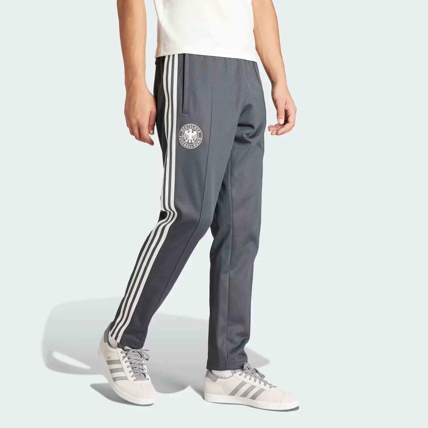 Трикотажные спортивные штаны мужские графитово-черные Adidas Originals, черный — фото 2