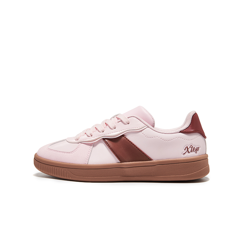 

XTEP Износостойкие низкие скейтерские кроссовки light cherry blossom pink brick red детские