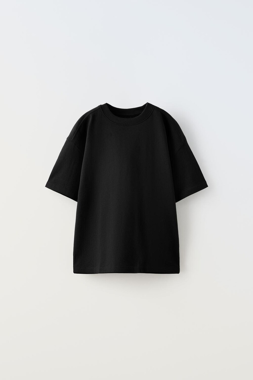 

Футболка среднего веса ZARA, черный