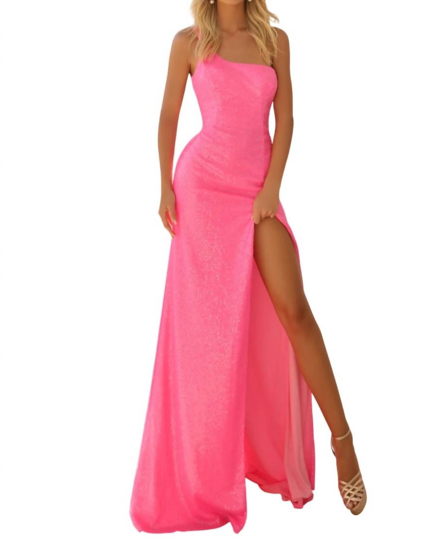 

Асимметриное длинное платье с высоким разрезом в цвете жевательной резинки Clarisse, розовый
