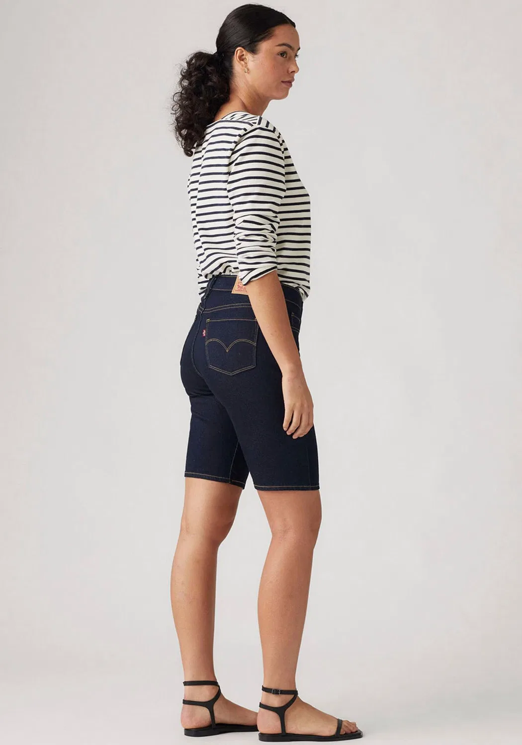 Джинсы облегающего кроя 'SHAPING BERMUDA' Levi'S , Night Blue — фото 3