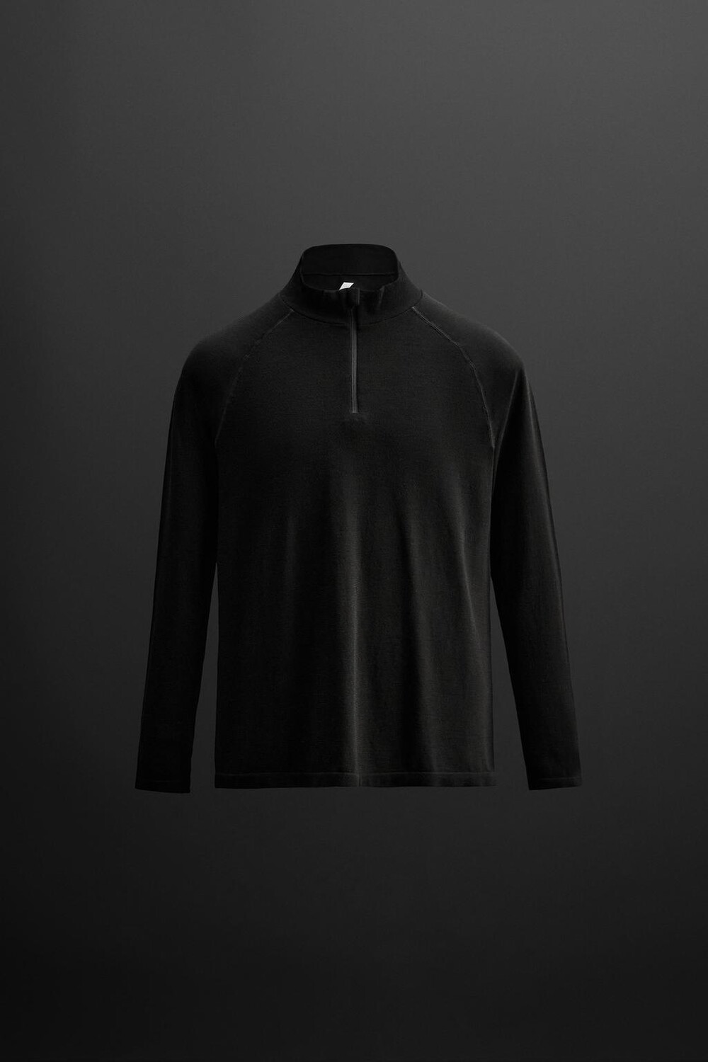 

Футболка на молнии ZARA, черный