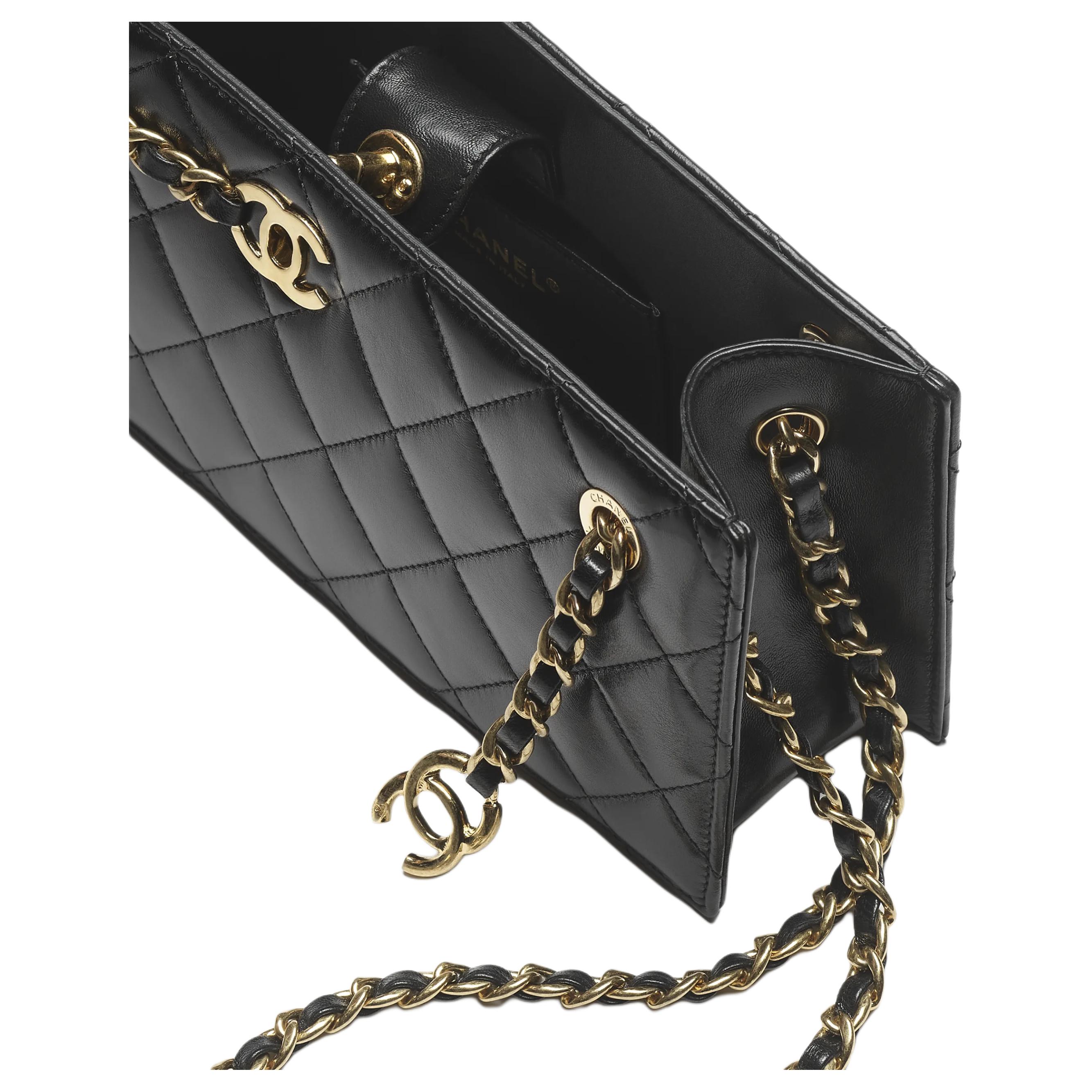 Женская черная клатч на одно плечо из ягненка CHANEL — фото 4