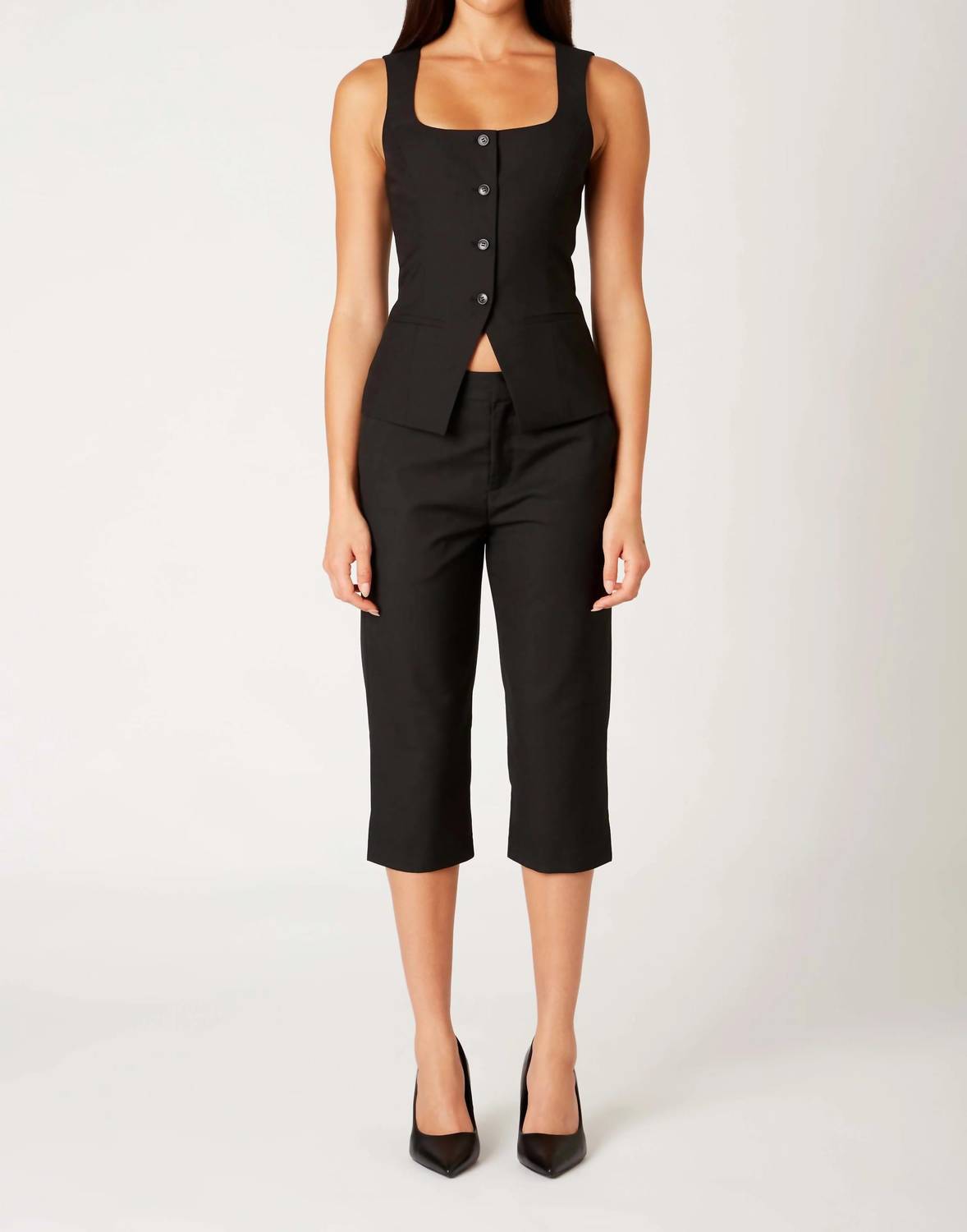 

Cruz Capri In Black NIA