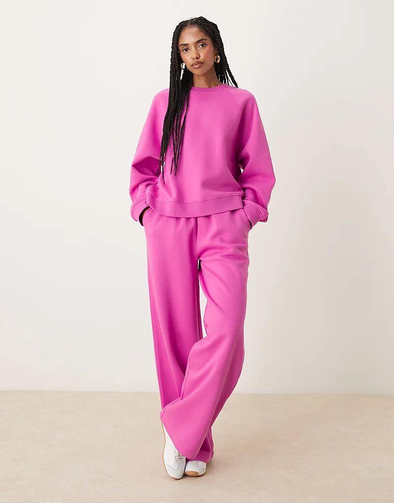 

Широкие брюки-джоггеры ASOS DESIGN с защипом сзади, розового цвета
