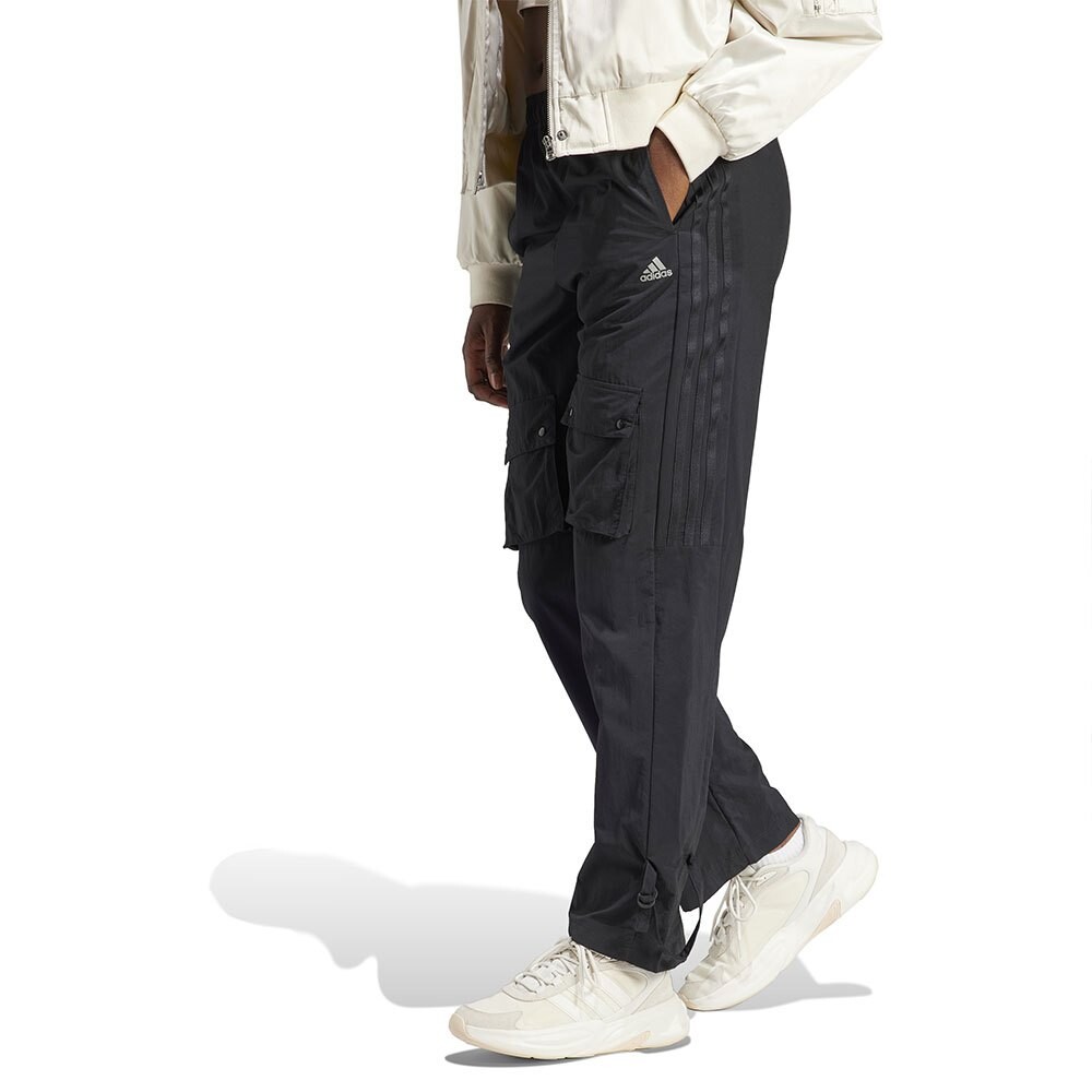 

Брюки adidas Sportswear Tiro Woven, черный