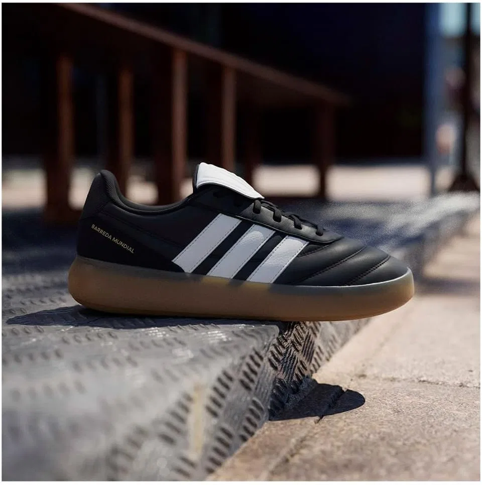 Мужские кроссовки Adidas Barreda Mundial — фото 3