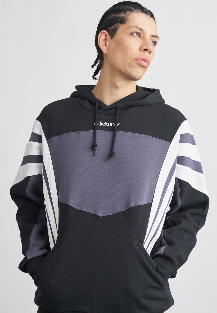 

Толстовка Adidas Originals SANTIAGO, Black