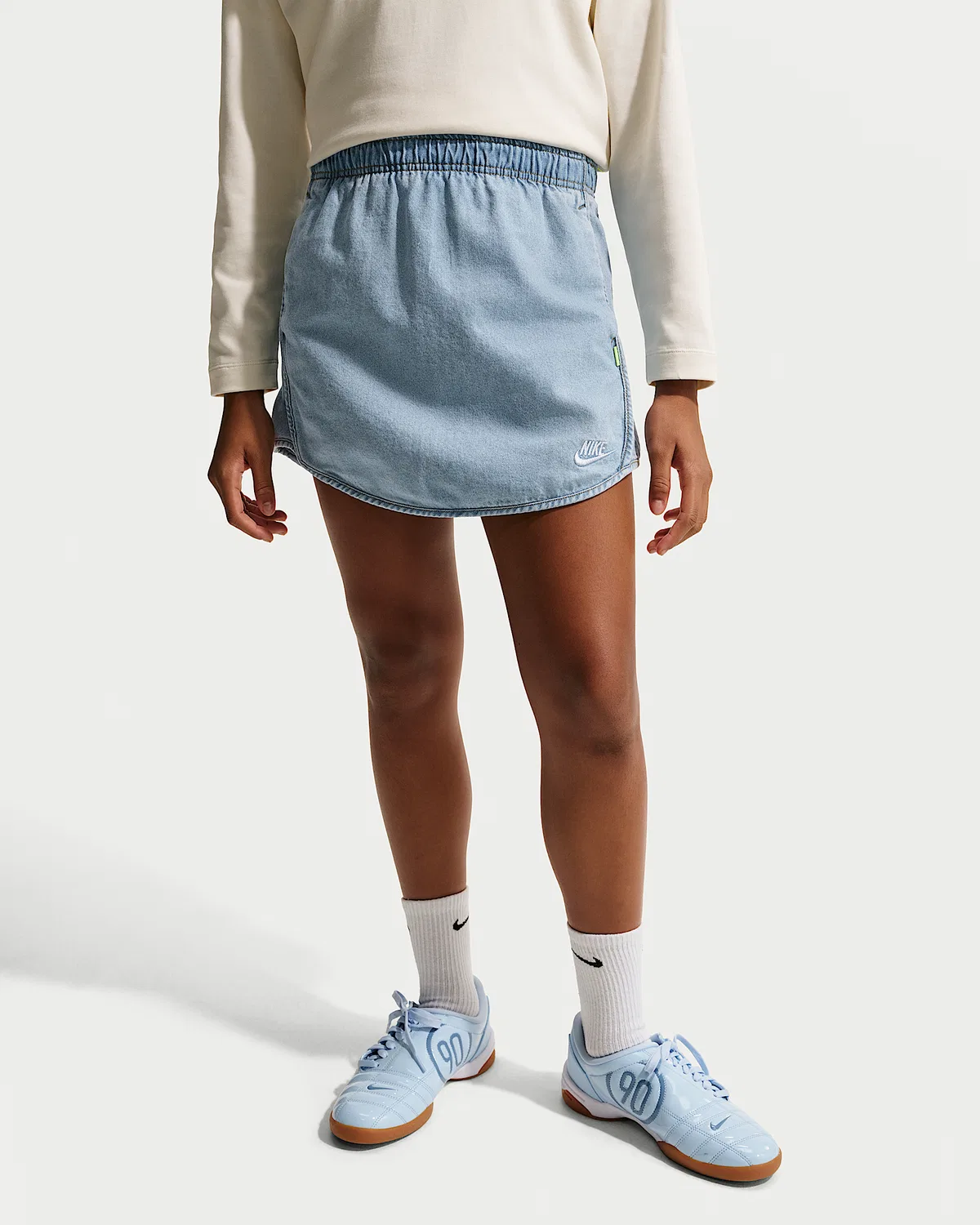 Детская джинсовая юбка Nike Sportswear Collection, Light Armory Blue/Light Armory Blue/Wheat/Light Armory Blue — фото 2