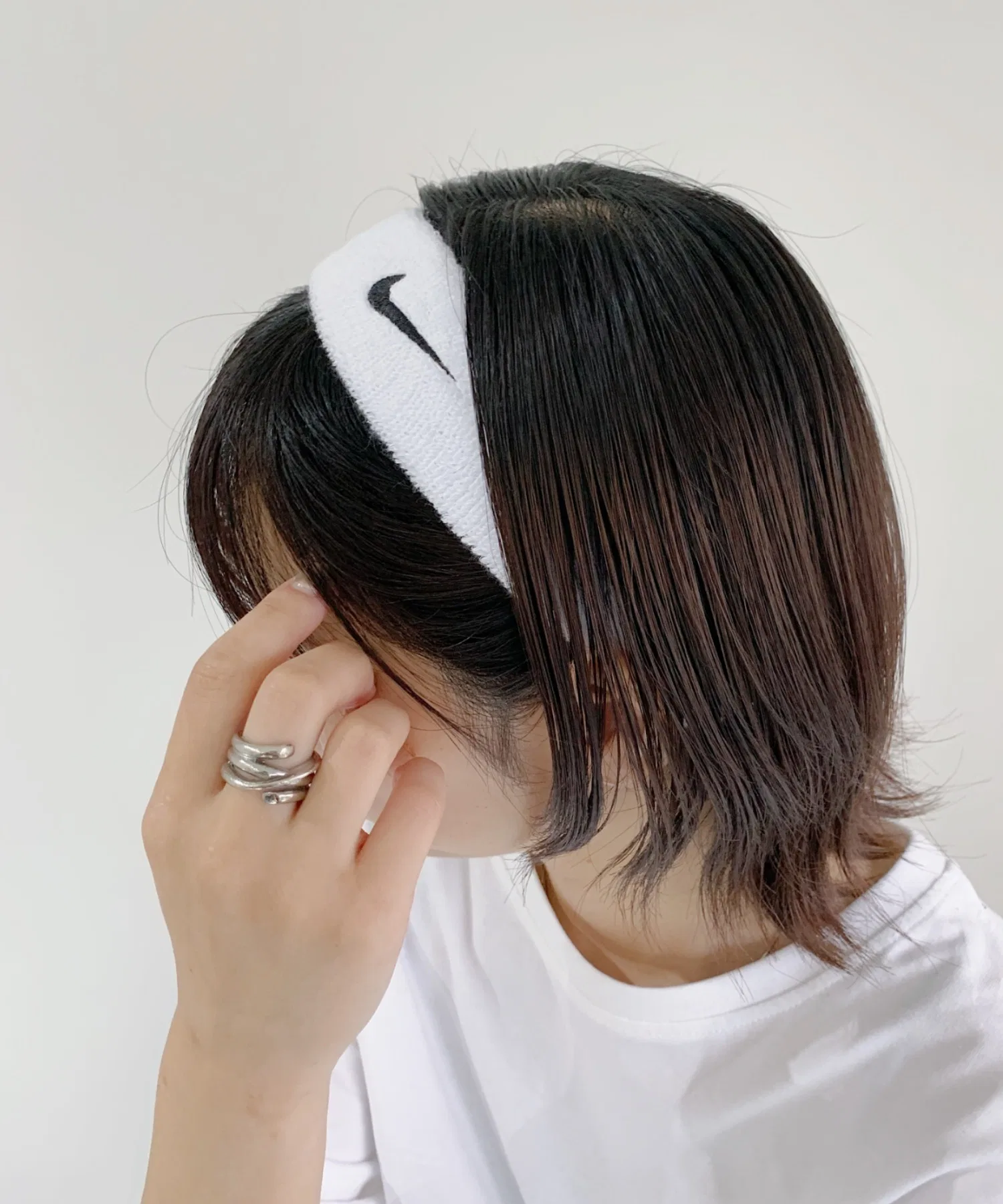 NIKE (Nike) / Повязка на голову с вышитым логотипом Swoosh
