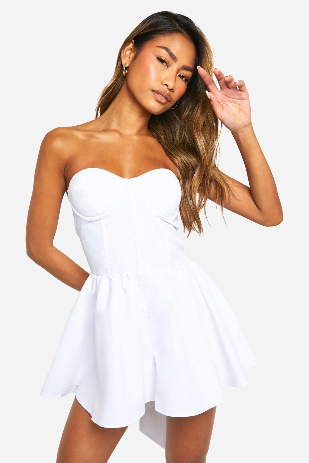 

Комбинезон с пышной юбкой на косточках и бантом boohoo, белый