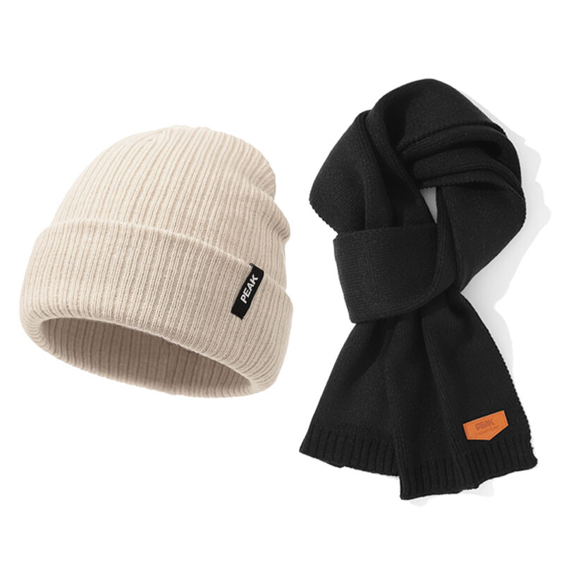 

Шапка унисекс PEAK