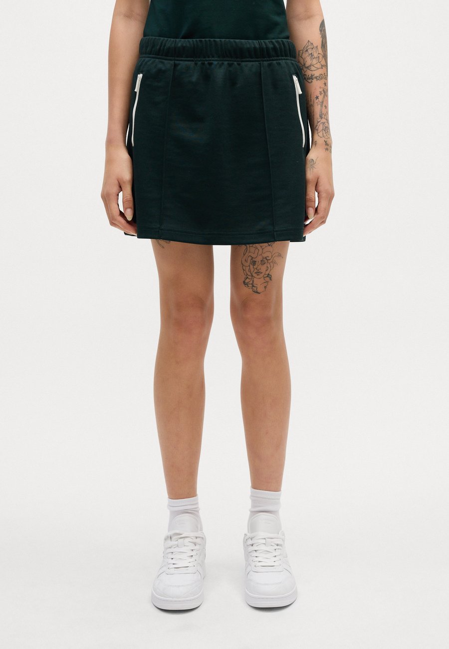 Юбка Lacoste A-line, Sinople/Dark Green — фото 3