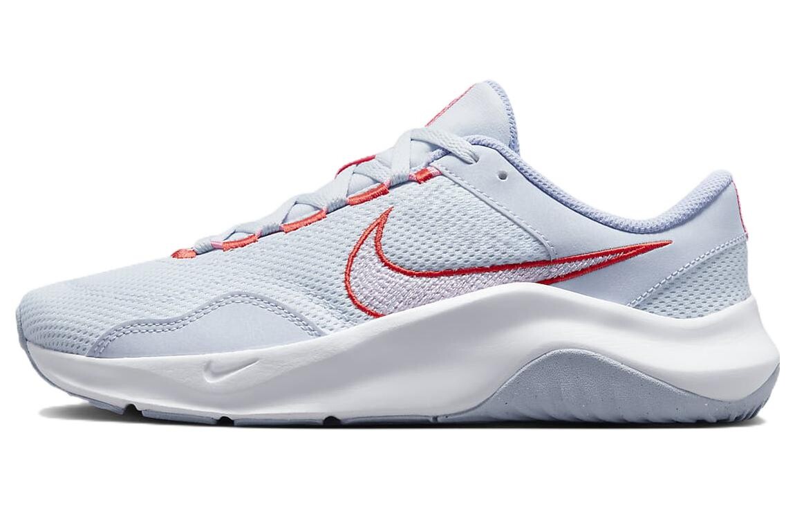 Кроссовки Nike Legend Essential для женщин