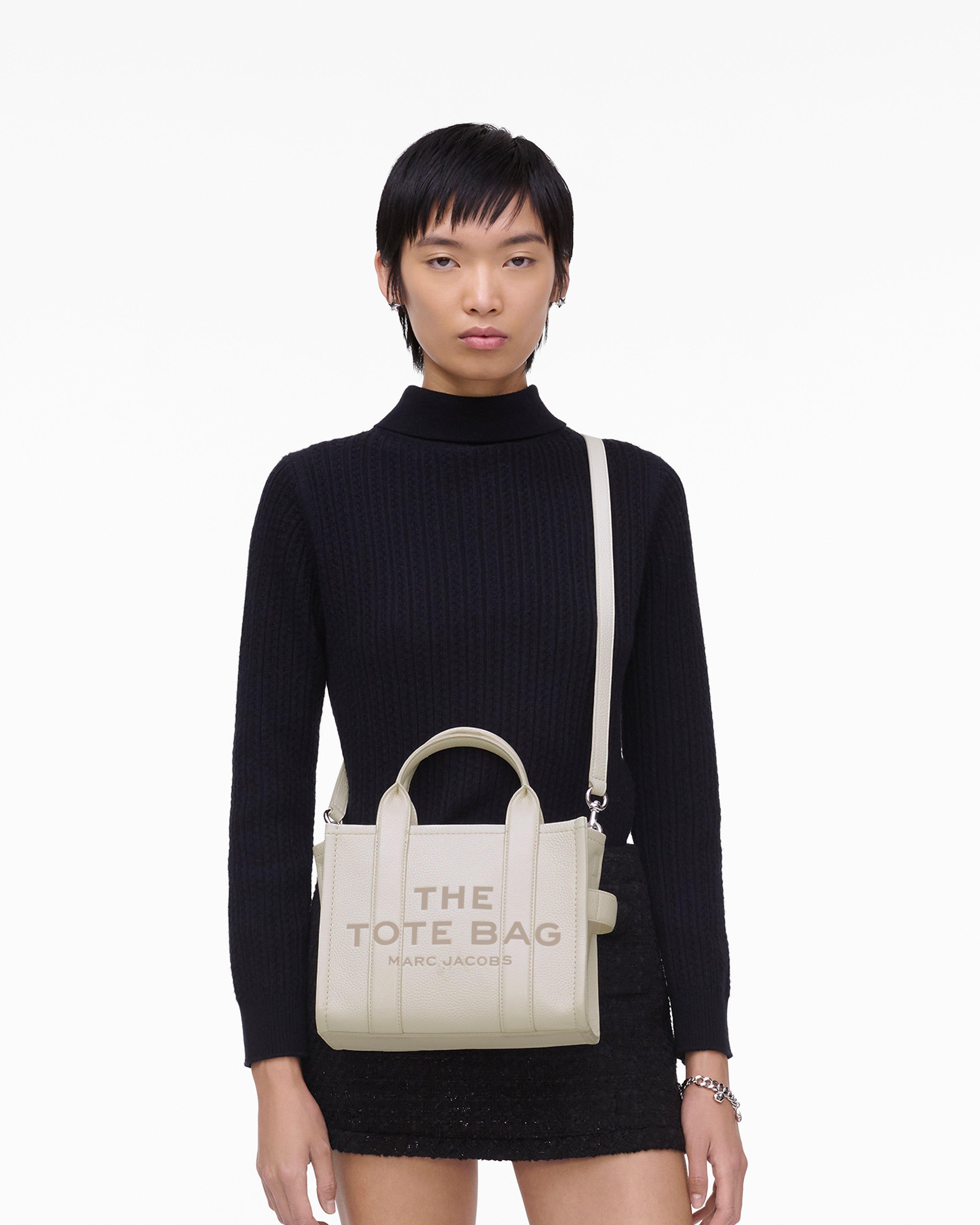Маленькая кожаная сумка-тоут Marc Jacobs, цвет Cotton/Silver — фото 2