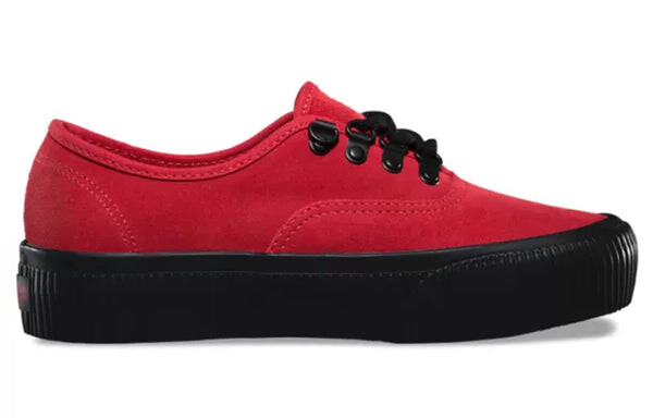 Кроссовки embossed authentic platform 2.0 black/red Vans, черный — фото 2