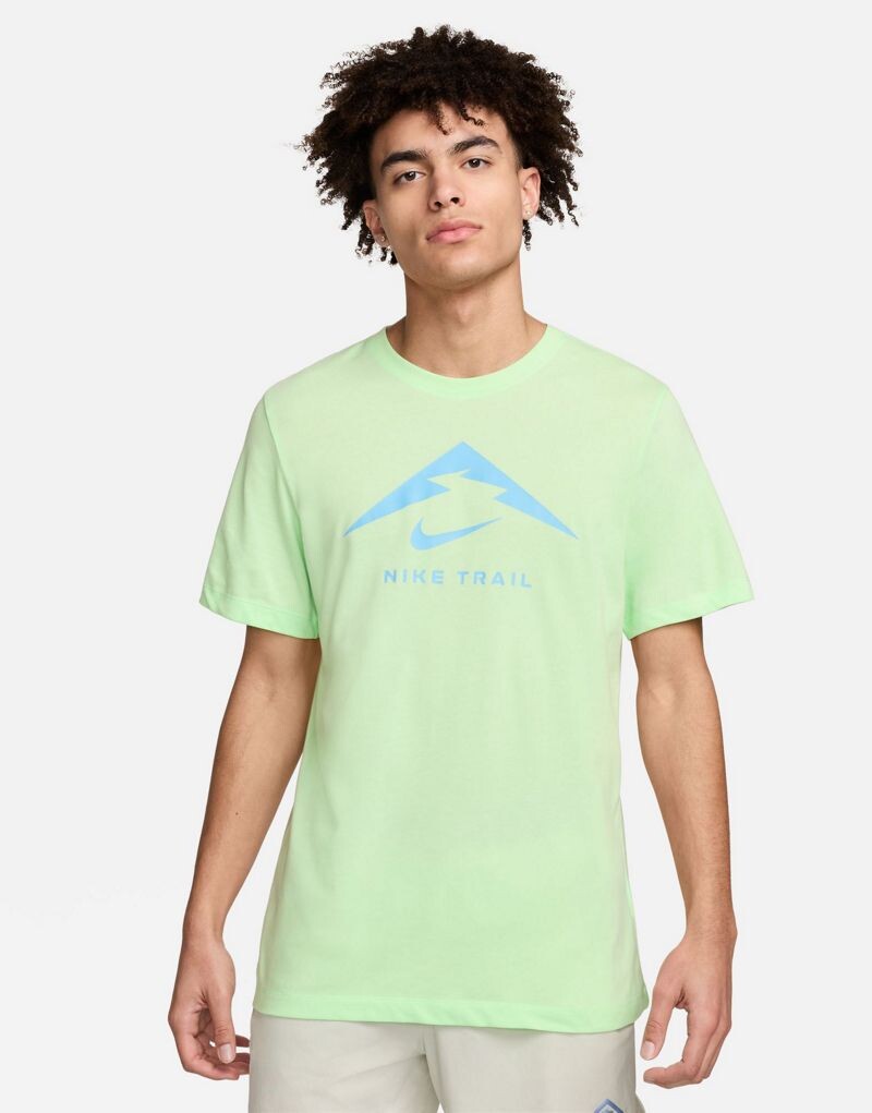 

Зеленая футболка с логотипом Nike Trail Dri-FIT