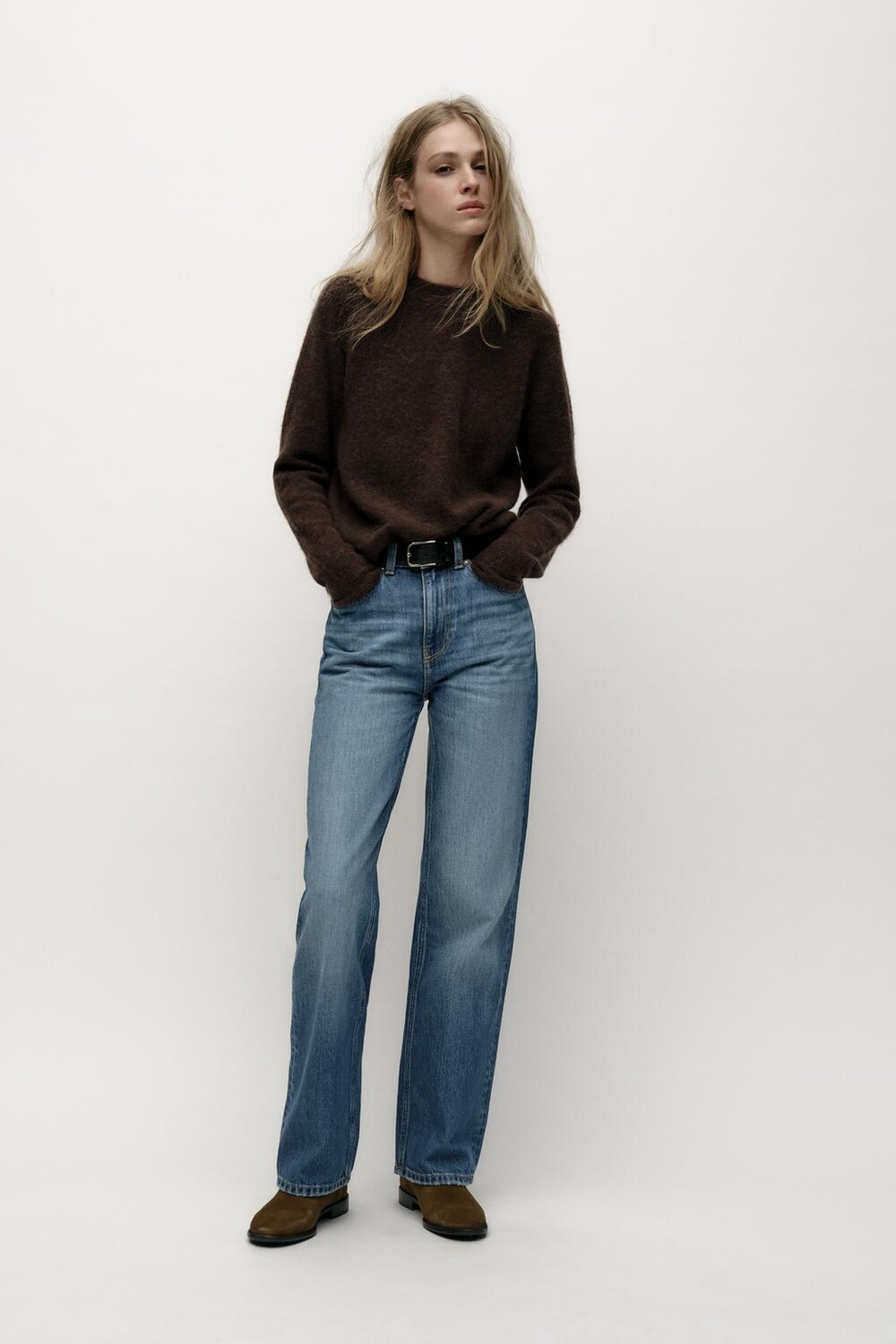 

Джинсы стандартного кроя с высокой талией и длинной строчкой ZARA, синий