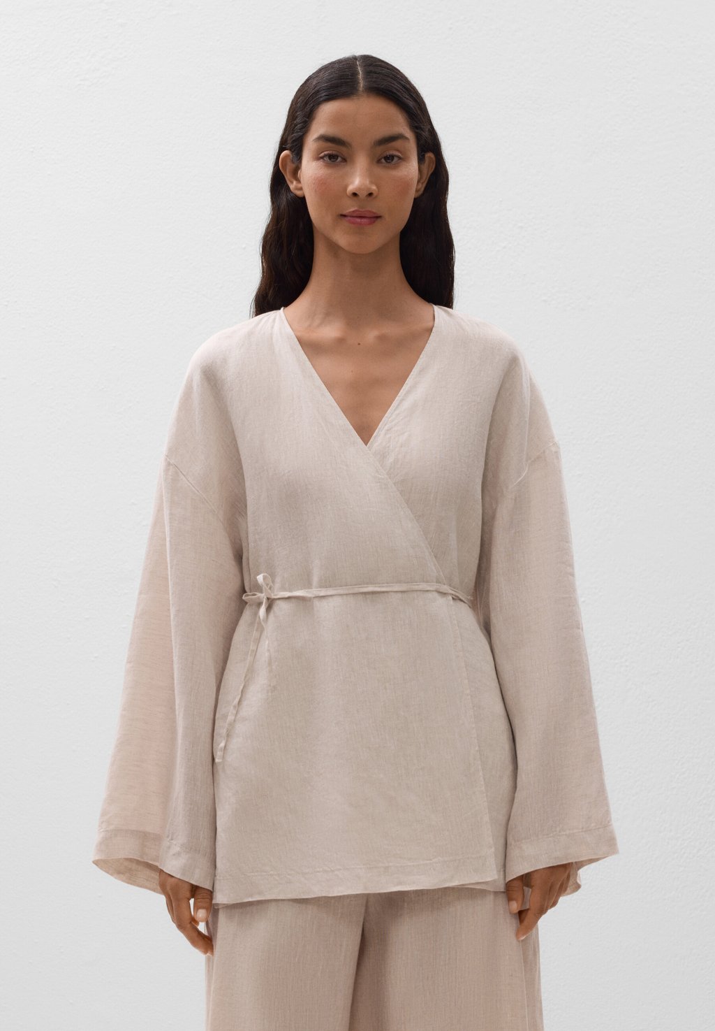 

Блуза LINEN SIDE TIE KIMONO OYSHO, цвет Stone