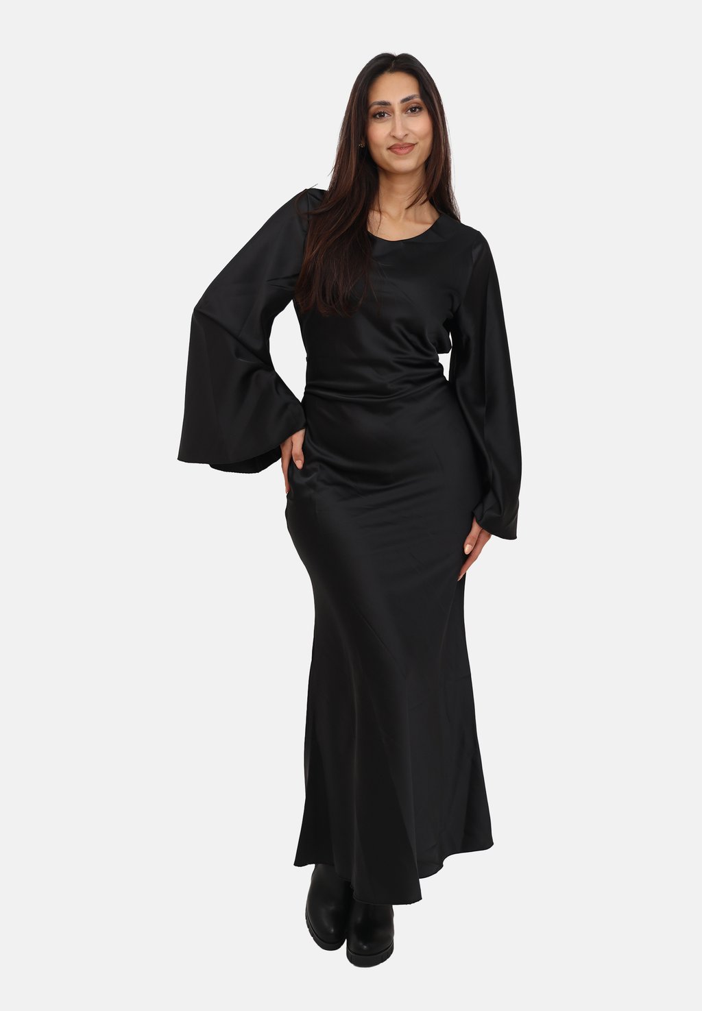 

Платье макси ABAYA Elara, черный
