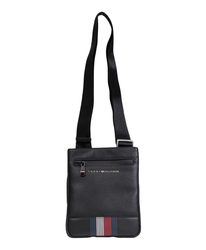

Мини Сумка Кроссовер из осенне зимней коллекции Tommy Hilfiger, черный