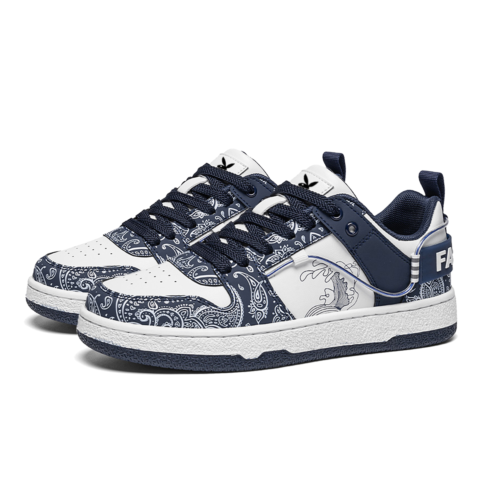 

Низкие мужские кроссовки Playboy, White Blue Paisley