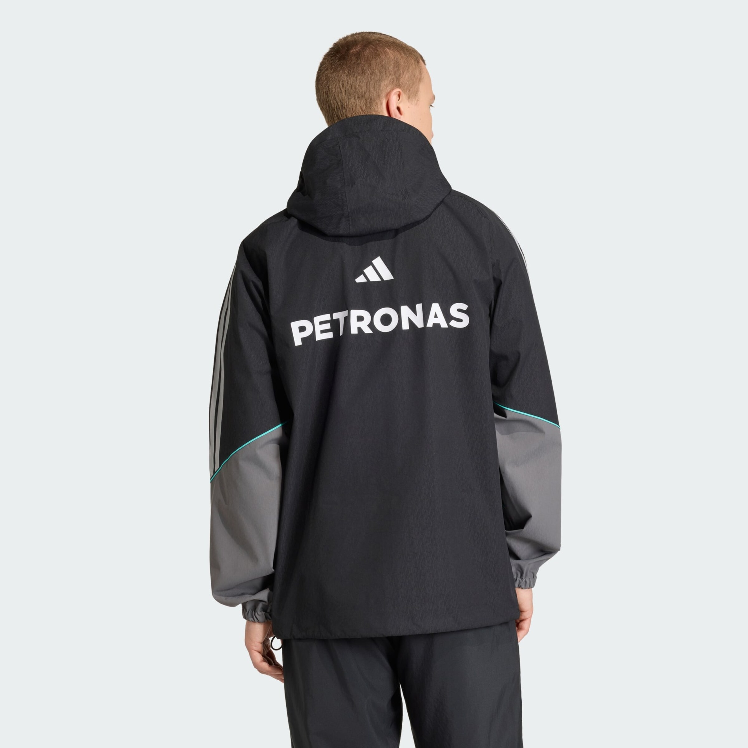 Adidas Performance Куртка Performance 'Mercedes-AMG Petronas Formel 1 Team Mechanics' в черном цвете — фото 3