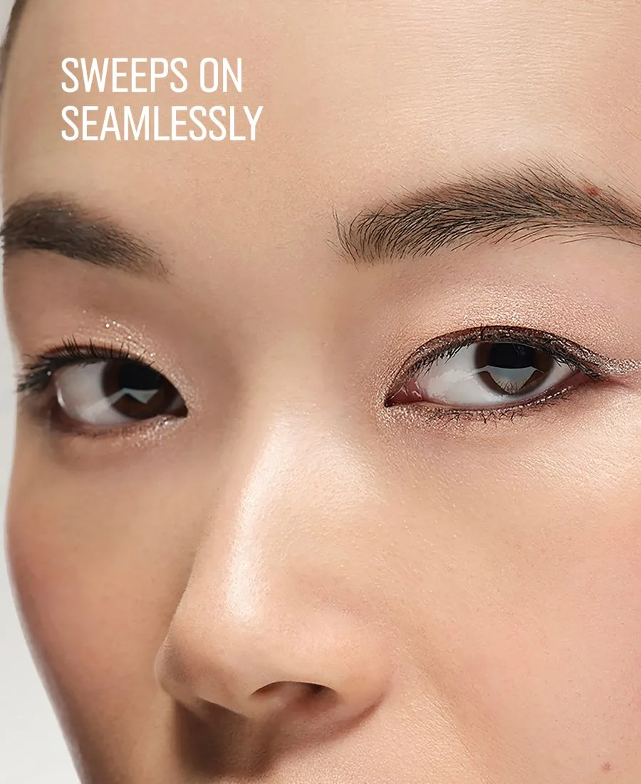 Bobbi Brown Кисть для теней Eye Sweep — фото 3