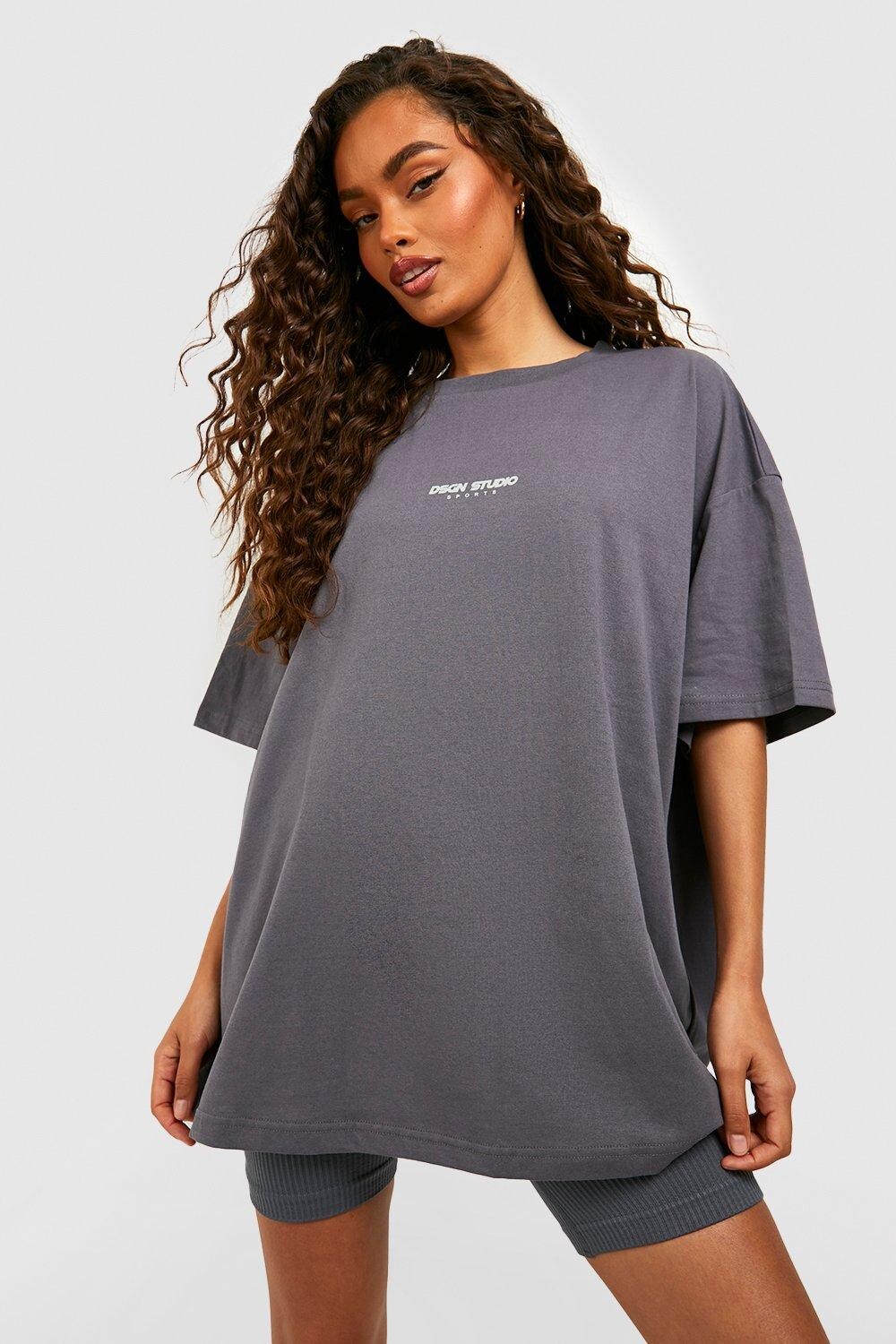 

Футболка оверсайз с слоганом dsgn studio Boohoo, угольный