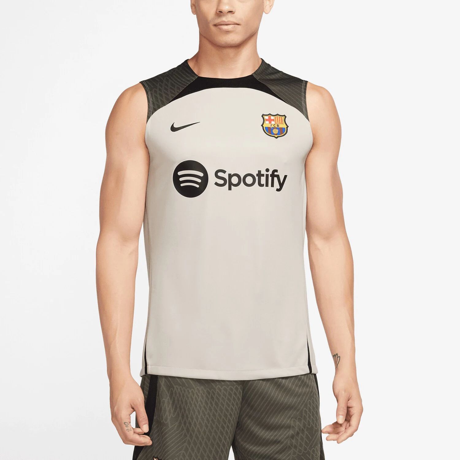 

Мужская коричневая майка Barcelona Strike Tank Nike, Коричневый, Мужская коричневая майка Barcelona Strike Tank Nike