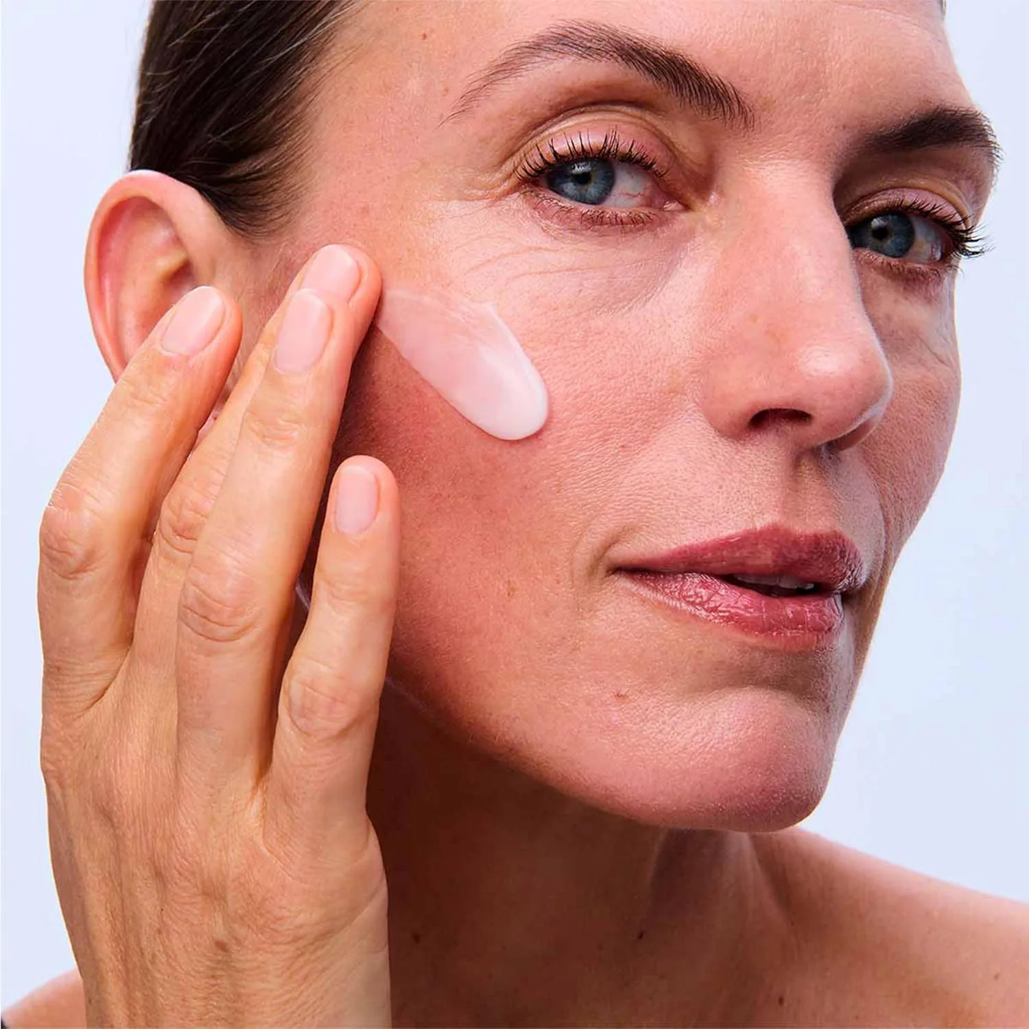 Ночной крем Clarins Nutri-Lumière для зрелой кожи, питает и восстанавливает, разглаживает морщины и пигментные пятна 50 мл (1 шт.) — фото 4