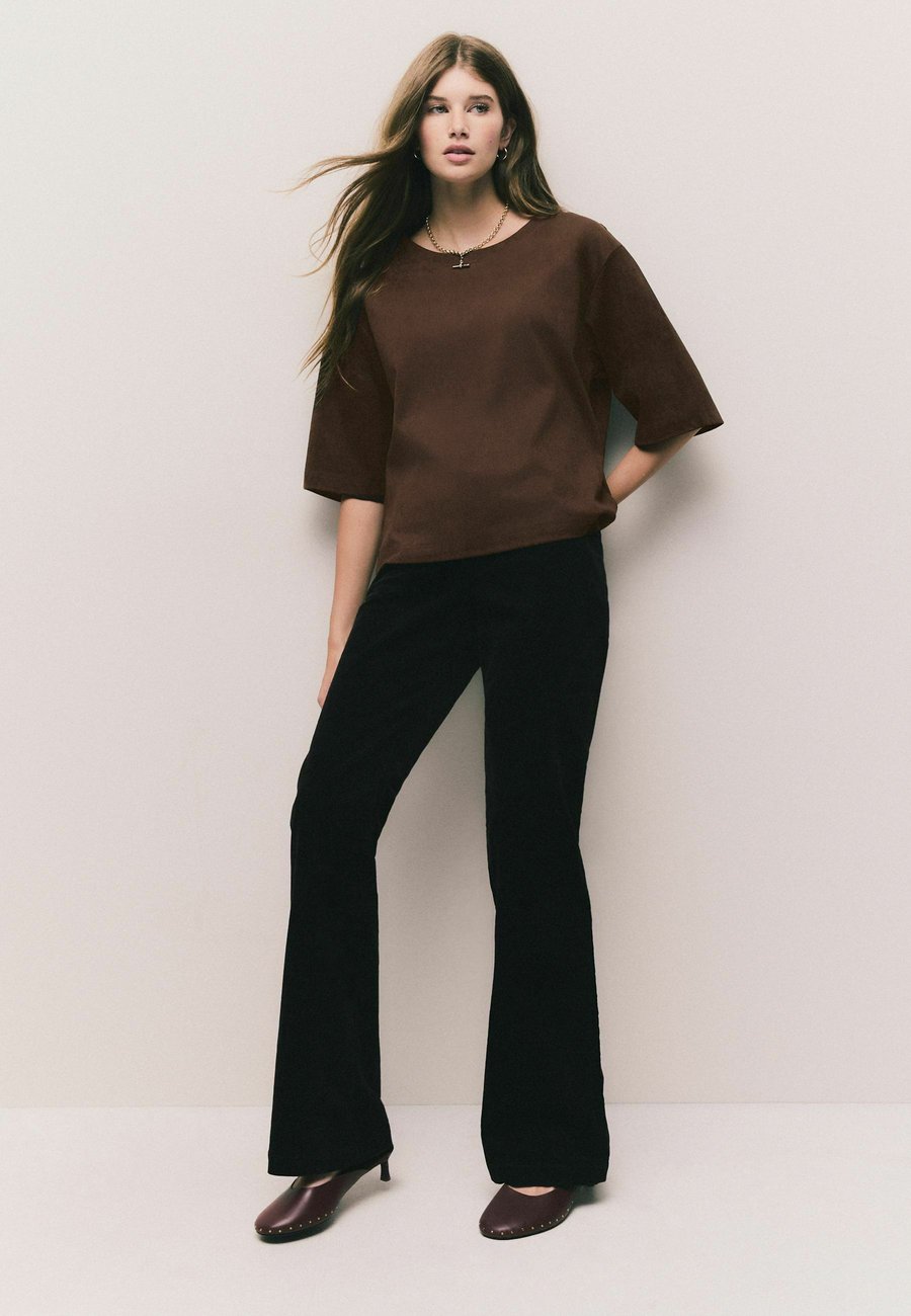 Футболка Next REGULAR FIT BOXY FITTED HEAVYWEIGHT , Chocolate Brown/Brown — фото 2