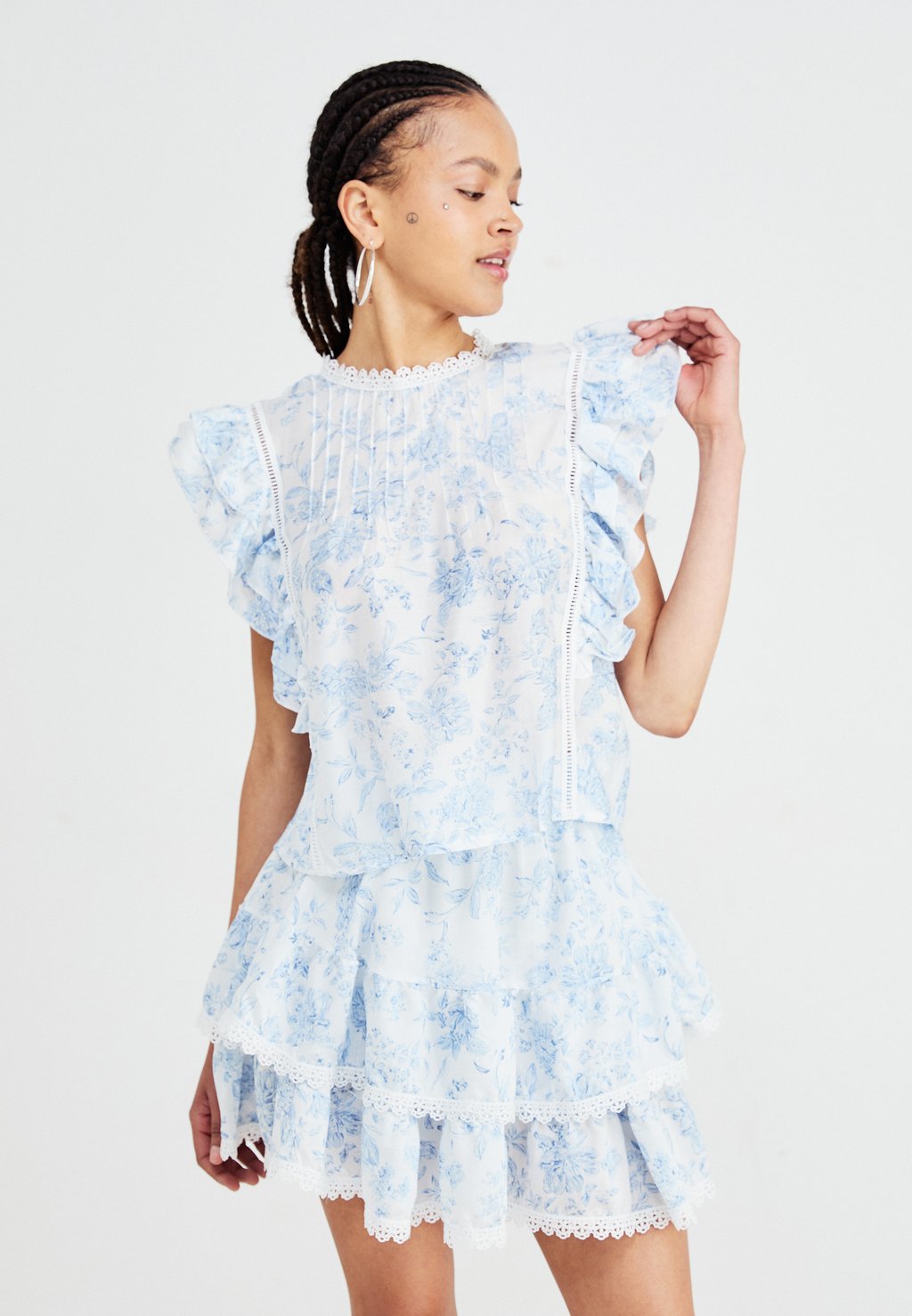 

Блуза FRILL Gina Tricot, мультиколор