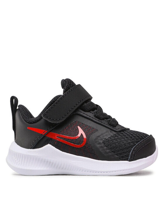 

Кроссовки Nike, черный
