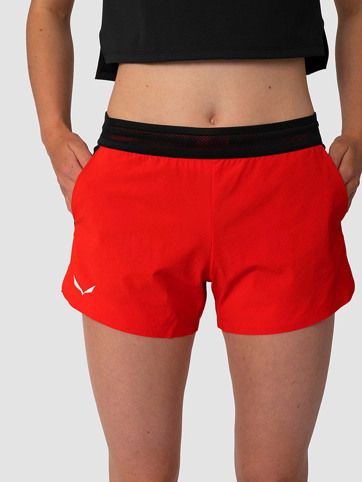 

Функциональные шорты Salewa, цвет schwarz/rot