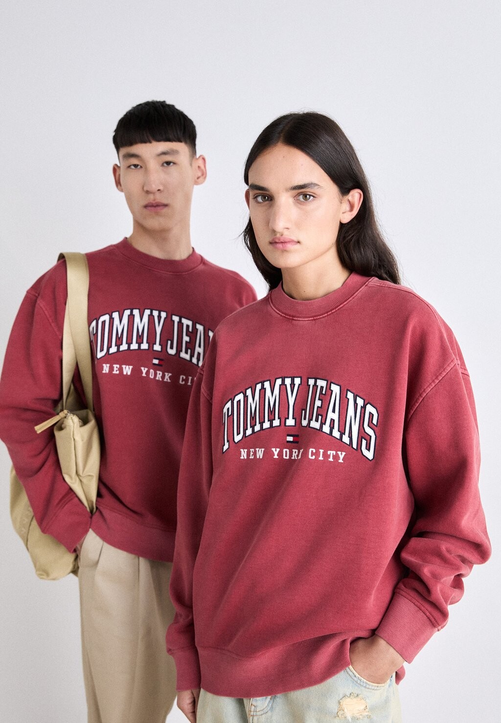 

Толстовка с капюшоном VARSITY CREW UNISEX Tommy Hilfiger, красный