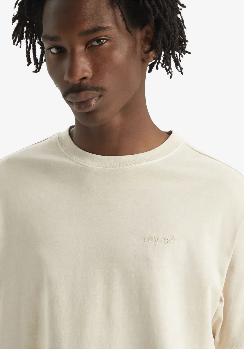 Рубашка Levi's с круглым вырезом "LE RED TAB VINTAGE TEE" в классическом дизайне Levi's, цвет Fog Garment Dye Fog — фото 4