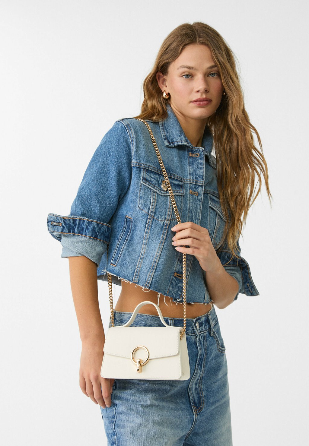 

Сумка через плечо WITH A ROUND CLASP - Across body bag Stradivarius, белый