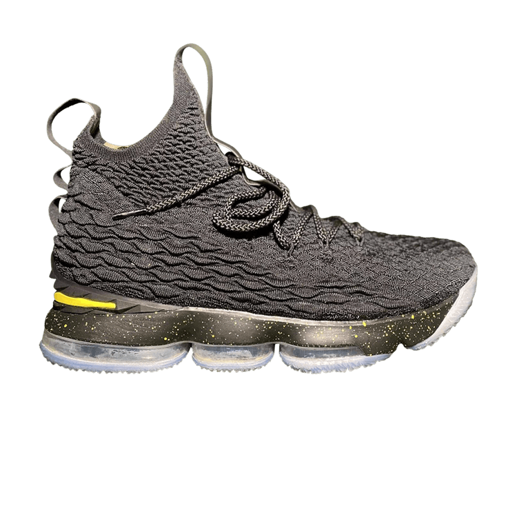 

Кроссовки Nike LeBron 15 'Oregon Away' PE, черный