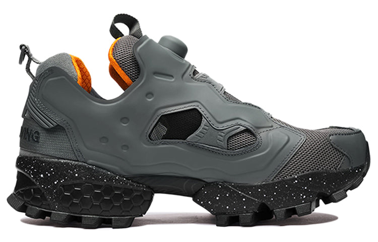 Беговые кроссовки Reebok SMG x InstaPump Fury OG 'Medium Grey Bold Orange', серый — фото 2