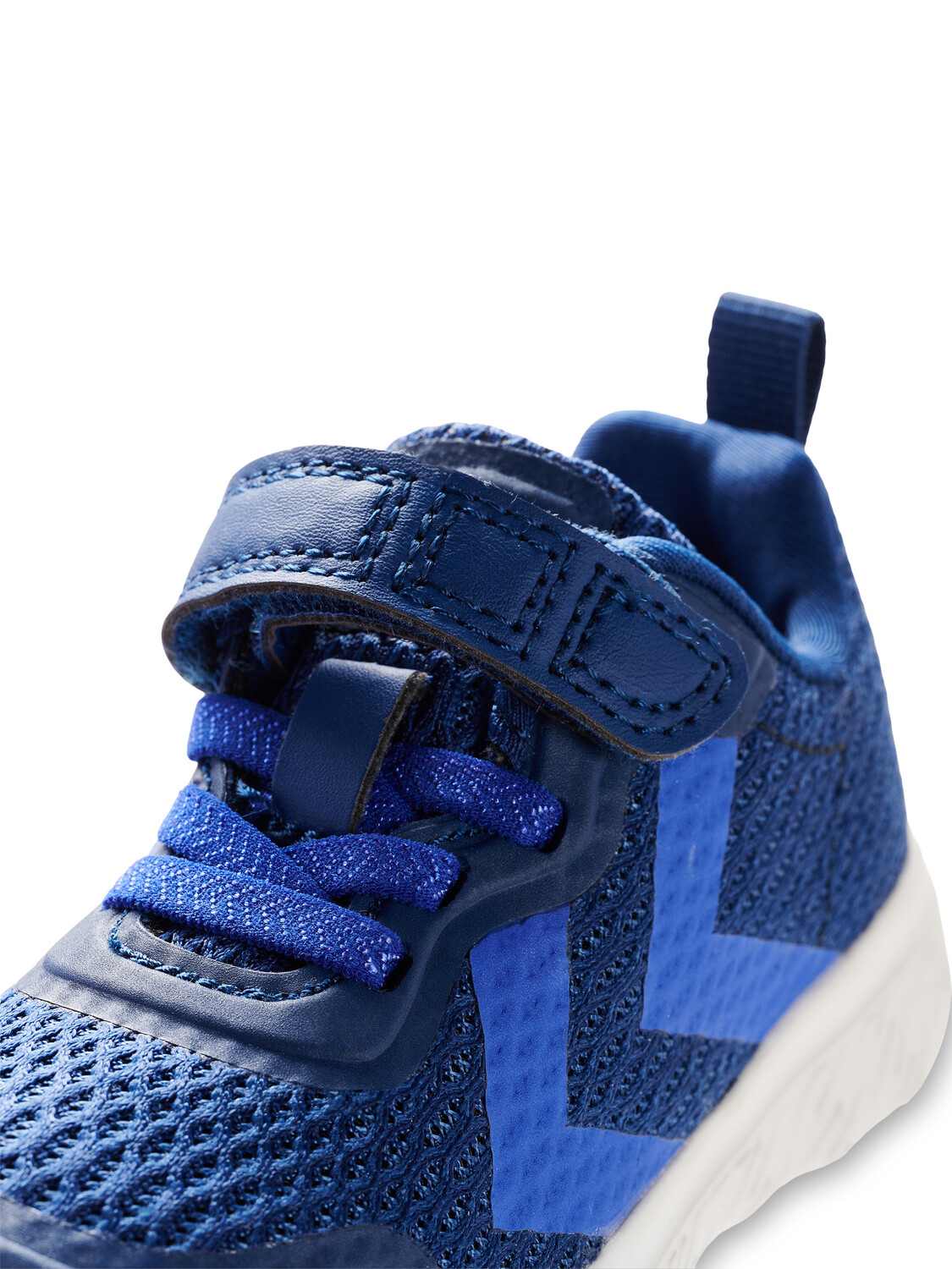 Низкие кроссовки Hummel Actus Recycled Infant, цвет NAVY PEONY — фото 3