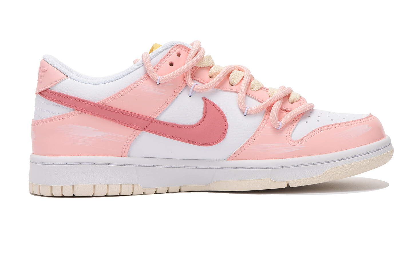 

Кроссовки Nike Dunk Skateboard Shoes Women's Low-Top White Pink