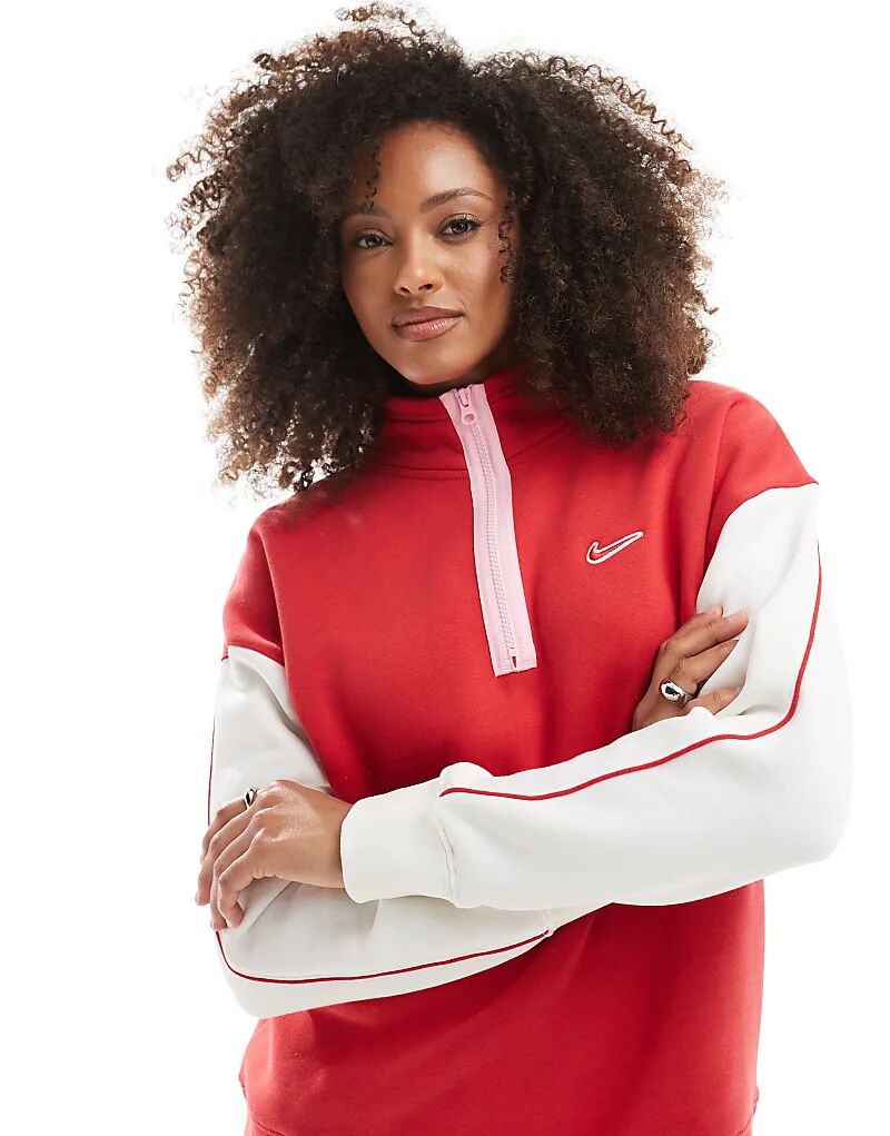 

Флис с принтом на спине и застежкой-молнией 1/4 красного цвета Nike