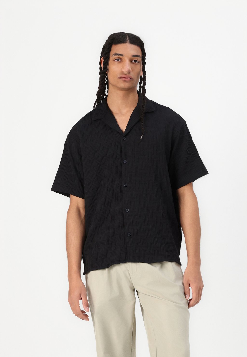 

Рубашка JJEMATTEO RESORT SHIRT Jack & Jones, черный