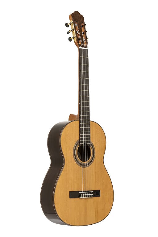 

Акустическая гитара ANGEL LOPEZ Mazuelo serie classical guitar with solid cedar top