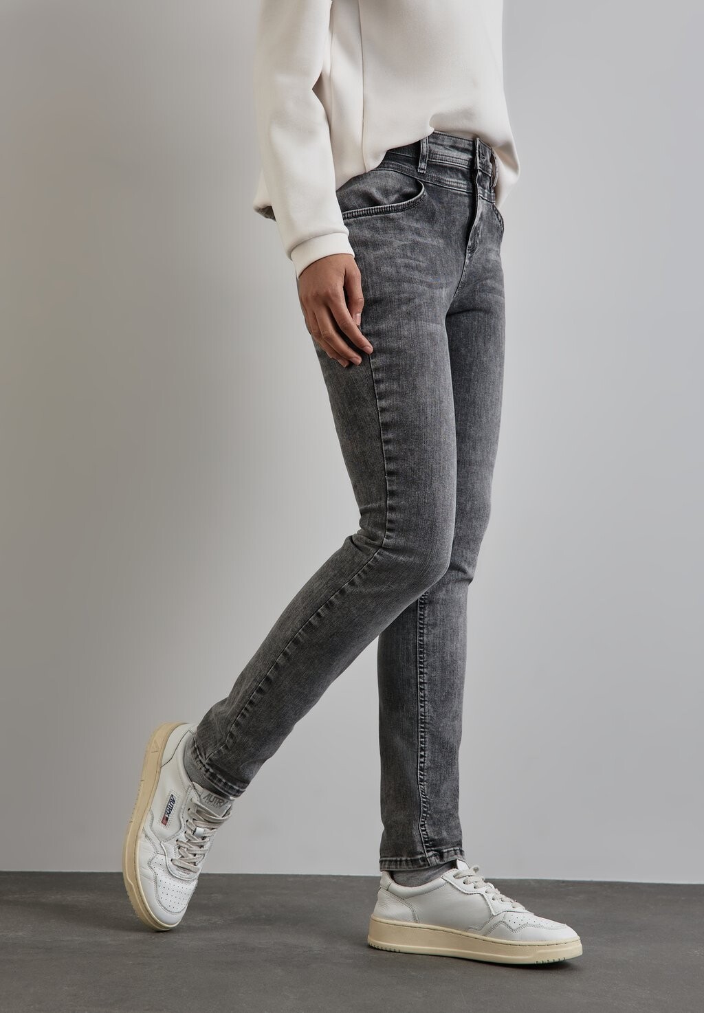 

Джинсы облегающего кроя CASUAL Street One, серый деним