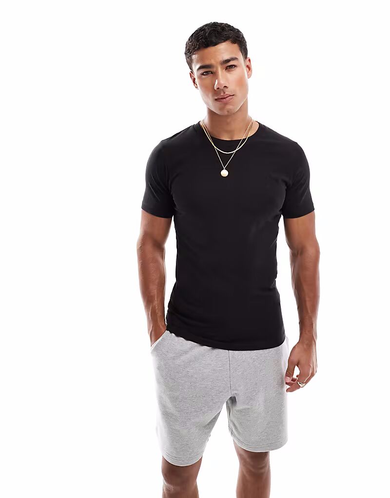

Футболка Jack & Jones muscle fit черного цвета