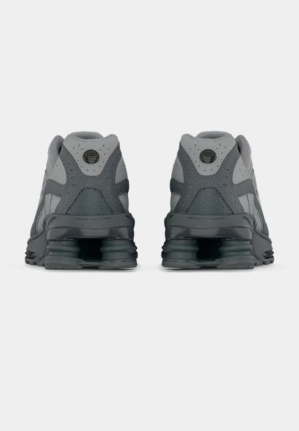 Кроссовки Nike Sportswear Shox Ride 2 New Trainers, светло-серый дымчатый/серый дымчатый — фото 4