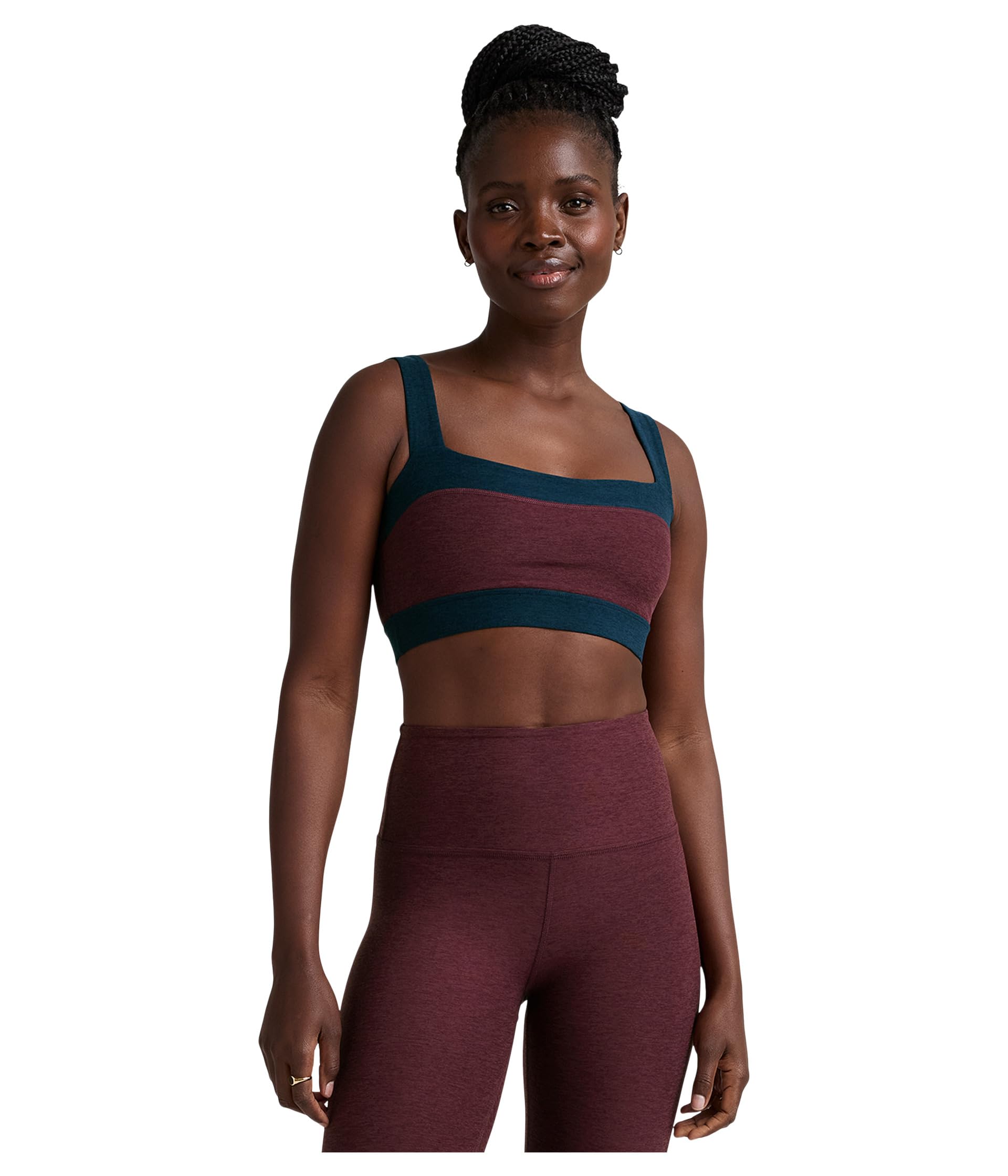 

Бюстгальтер Beyond Yoga Spacedye Horizon Colorblock Bra, цвет Midnight Burgundy/Nocturnal Navy Heather