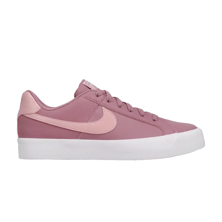 Кроссовки Nike Wmns Court Royale AC 'Plum Dust', фиолетовый